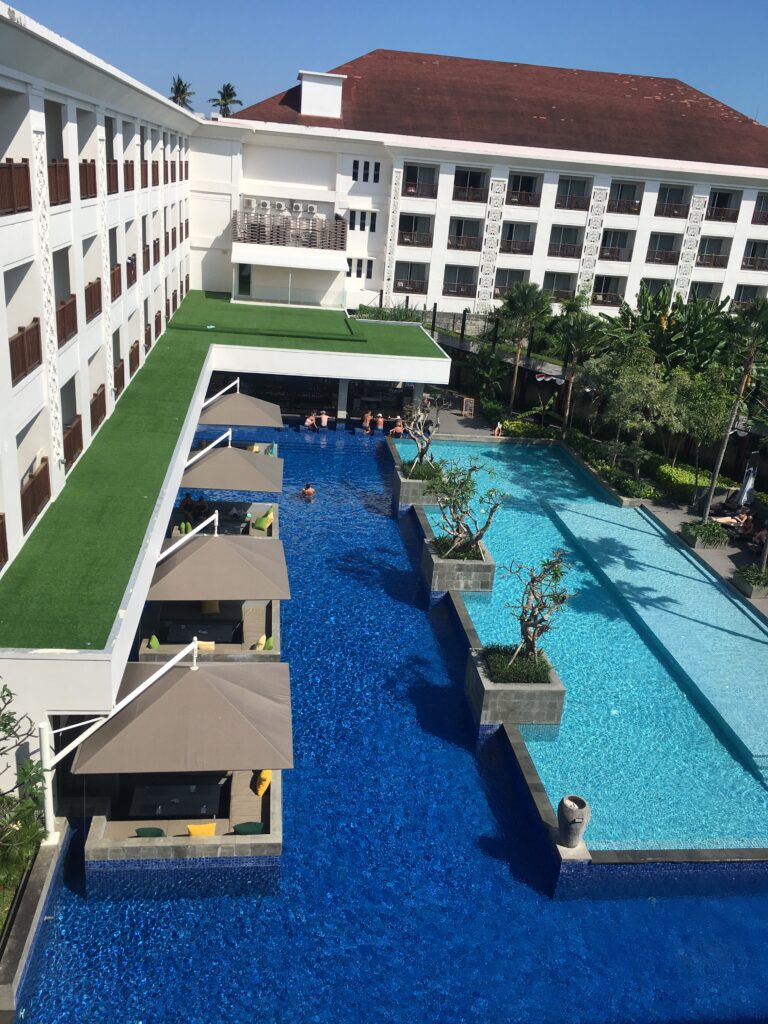 Soirée Rooftop Pool & Bar Bali: A new hot-spot rooftop place in Kuta